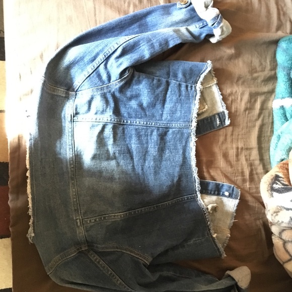 Jean jacket - Picture 2 of 2